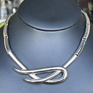Vintage 1970s MONET Classic Collar Articulated Necklace - Scimitar Series Line